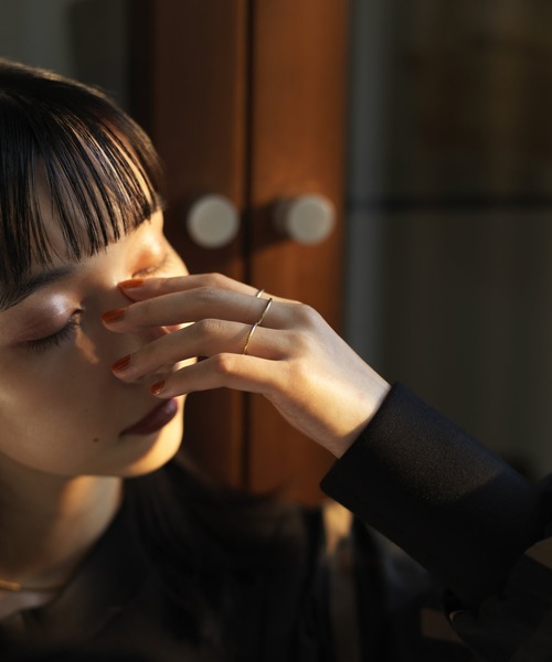 ear PAPILLONNER（イアパピヨネ）の「（WEB限定）スターリングシルバーシンプルリング（リング・レディース・シルバー系その他5/ゴールド系その他3・9/11/13/15 ）」の2枚目の写真