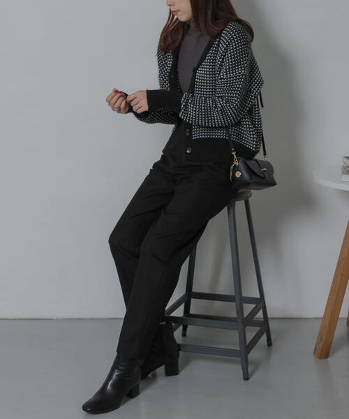 URBAN RESEARCH Sonny Label(アーバンリサーチサニーレーベル)の「TRカラーストレートパンツ(その他パンツ・レディース・ブラック/ブルー/ピンク・36/38)」の2枚目の写真
