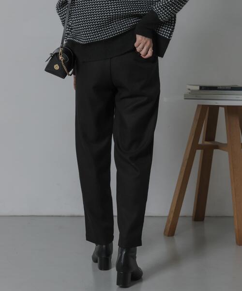 URBAN RESEARCH Sonny Label(アーバンリサーチサニーレーベル)の「TRカラーストレートパンツ(その他パンツ・レディース・ブラック/ブルー/ピンク・36/38)」の22枚目の写真