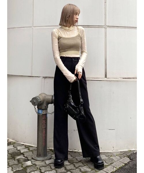 EMODA（エモダ）の「シースルーフィットトップ（シャツ/ブラウス・レディース・アイボリー/ブラック/グリーン・FREE）」の20枚目の写真