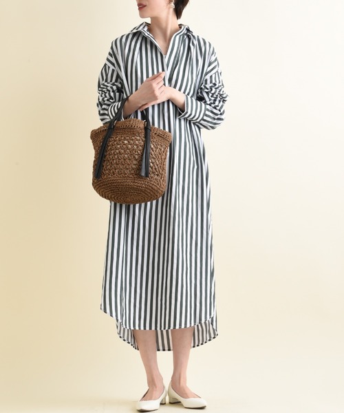 INTERPLANET（インタープラネット）の「ワイドストライプシャツワンピース（シャツワンピース・レディース・グリーン/ベージュ/ネイビー・FREE）」の2枚目の写真