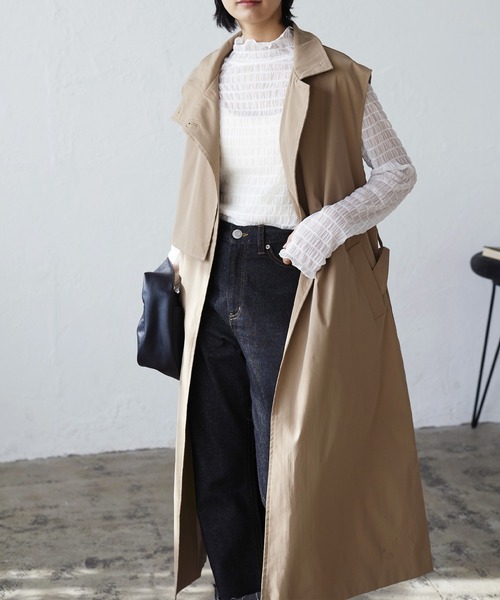 LIAN(リアン)の「シャーリングシアーハイネックプルオーバー(その他トップス・レディース・イエロー/ブラック/オフホワイト・FREE)」の10枚目の写真