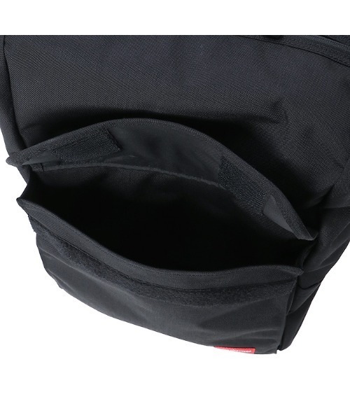 Manhattan Portage（マンハッタンポーテージ）の「Maybrook Backpack（バックパック/リュック・メンズ・ブラック・MEDIUM）」の2枚目の写真