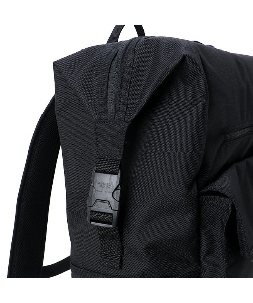 Manhattan Portage（マンハッタンポーテージ）の「Maybrook Backpack（バックパック/リュック・メンズ・ブラック・MEDIUM）」の5枚目の写真