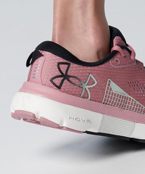 UNDER ARMOUR（アンダーアーマー）の「UAホバー インフィニット5（ランニング/レディース）（スニーカー・レディース・レッド・24.5cm/23.0cm/24.0cm/25.5cm/23.5cm/25.0cm/26.0cm）」の15枚目の写真