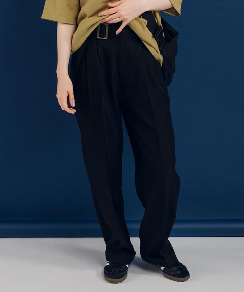 MUHET(ミュエータ)の「ウエストベルトセンタープレスパンツ(その他パンツ・レディース・ブラック/ピンク/ブラウン/グリーン・SMALL/MEDIUM/X-LARGE)」の2枚目の写真