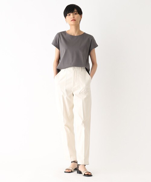 OPAQUE.CLIP(オペークドットクリップ)の「◆シルクタッチ バックシャンフレンチスリーブカットソー【UV/接触冷感/洗濯機洗い可】(Tシャツ/カットソー・レディース・キャメル/チャコールグレー/ホワイト系/ブラック・36/38/40)」の11枚目の写真