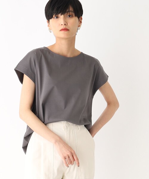 OPAQUE.CLIP(オペークドットクリップ)の「◆シルクタッチ バックシャンフレンチスリーブカットソー【UV/接触冷感/洗濯機洗い可】(Tシャツ/カットソー・レディース・キャメル/チャコールグレー/ホワイト系/ブラック・36/38/40)」の14枚目の写真