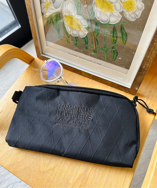 FREDRIK PACKERS(フレドリックパッカーズ)の「FREDRIK PACKERS フレドリックパッカーズ / VX21 LONG WALLET(財布・レディース・グレー/ブラック/ネイビー/レッド・ONESIZE)」の11枚目の写真