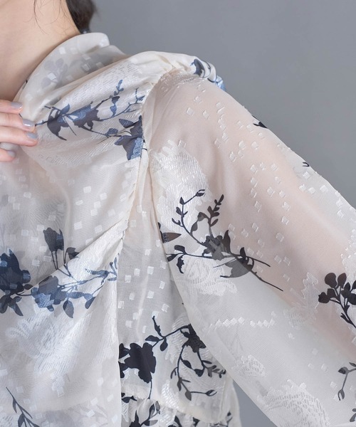 VIS（ビス）の「【前後2WAY】シアー花柄フリルブラウス（シャツ/ブラウス・レディース・ブラック系その他/ブラウン系その他/キナリ・FREE）」の21枚目の写真