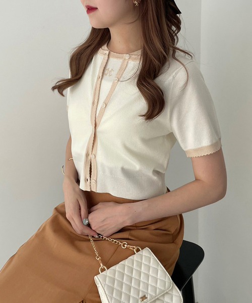 one after another NICE CLAUP（ワンアフターアナザーナイスクラップ）の「ワンポイント刺繍ニットアンサンブル（アンサンブル・レディース・ピンク/アイボリー/ブラック/グレー・FREE）」の2枚目の写真