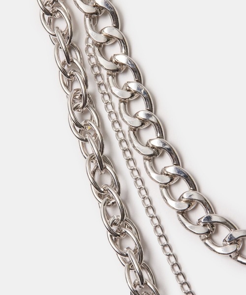 FOREVER 21（フォーエバー トゥエンティーワン）の「3連チェーンネックレス（ネックレス・レディース・シルバー/ゴールド・FREE）」の8枚目の写真