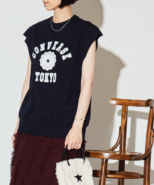CONVERSE TOKYO(コンバーストウキョウ)の「COLLEGE LOGO SLEEVELESS TEE(Tシャツ/カットソー・レディース・ブラック/杢グレー/グリーン・FREE)」の1枚目の写真