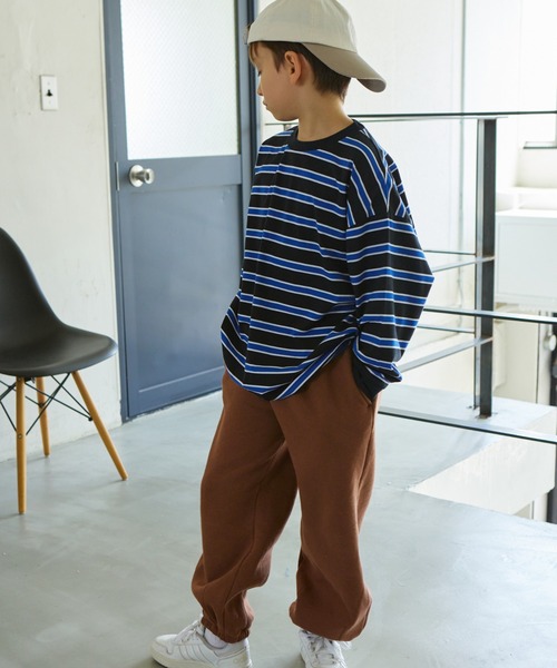 PAIRMANON STREET（ペアマノンストリート）の「【PAIRMANON STREET】ビッグシルエット マルチボーダー 長袖 Tシャツ（Tシャツ/カットソー・キッズ・イエロー系その他/ベージュ系その他2/ブルー系その他/ブラック系その他2/レッド系その他/ブラック系その他6/ブルー系その他2/グリーン系その他/ベージュ系その他/ブルー系その他3/その他/グリーン系その他2/ブラック系その他/ブラック系その他3/ブラウン系その他・90/110/140/120/100/130/150）」の19枚目の写真