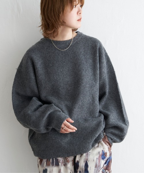 notch.(ノッチ)の「【In Red 11月号掲載】シンプルゆるニット(ニット/セーター・レディース・ベージュ/チャコールグレー・M)」の10枚目の写真