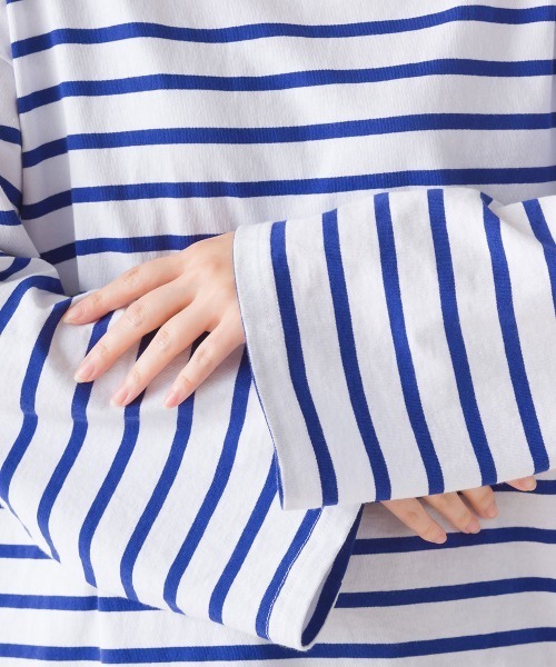 OMNES（オムネス）の「パネルボーダーワイドスリーブ長袖Tシャツ（Tシャツ/カットソー・レディース・ホワイト×ブルー/グレー系その他/ホワイト×ブラック/ホワイト系その他・FREE）」の5枚目の写真