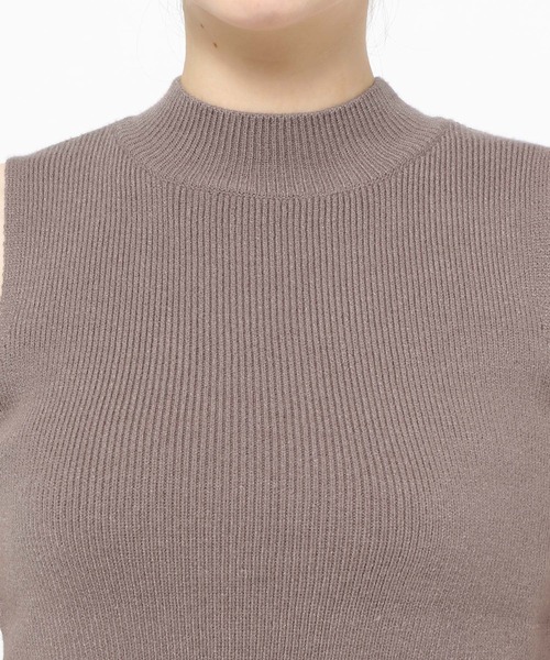 mysty woman（ミスティウーマン）の「カシュクールケーブルツインニット 982426（ニット/セーター・レディース・ブラウン/ピンク/オフホワイト・FREE）」の20枚目の写真