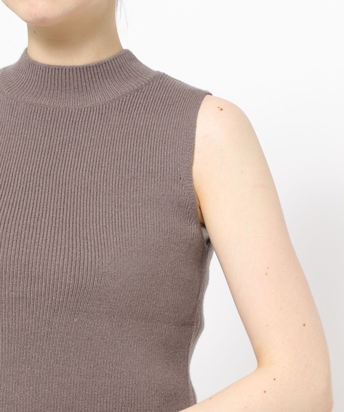 mysty woman（ミスティウーマン）の「カシュクールケーブルツインニット 982426（ニット/セーター・レディース・ブラウン/ピンク/オフホワイト・FREE）」の21枚目の写真