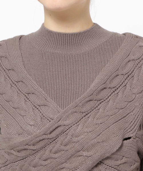 mysty woman（ミスティウーマン）の「カシュクールケーブルツインニット 982426（ニット/セーター・レディース・ブラウン/ピンク/オフホワイト・FREE）」の13枚目の写真