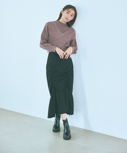 mysty woman（ミスティウーマン）の「カシュクールケーブルツインニット 982426（ニット/セーター・レディース・ブラウン/ピンク/オフホワイト・FREE）」の5枚目の写真