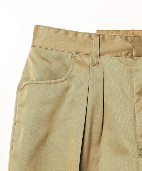 FARAH（ファーラー）の「FARAH / Two Tuck Wide Tapered Pants（チノパンツ・メンズ・ブラック/ベージュ・30inch/32inch/34inch/36inch）」の8枚目の写真