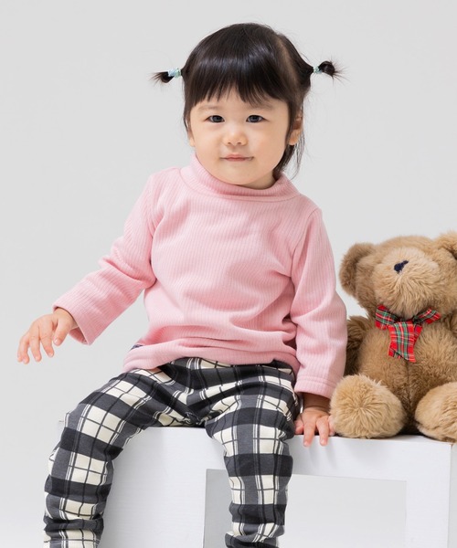 chil2(チルツー)の「裏シャギー テレコハイネックTシャツ(Tシャツ/カットソー・キッズ・ブラック/クリーム/グレー/ピンク・140cm/100cm/130cm/90cm/110cm/120cm/80cm)」の1枚目の写真