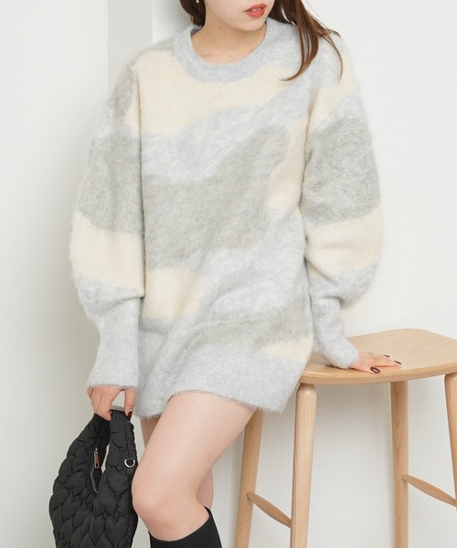 Chico（チコ）の「ニュアンス柄ジャガードチュニック（チュニック・レディース・グレー/ピンク/アイボリー・FREE）」の3枚目の写真