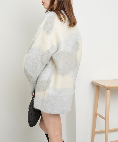 Chico（チコ）の「ニュアンス柄ジャガードチュニック（チュニック・レディース・グレー/ピンク/アイボリー・FREE）」の9枚目の写真