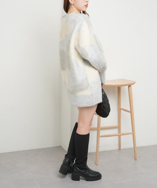 Chico（チコ）の「ニュアンス柄ジャガードチュニック（チュニック・レディース・グレー/ピンク/アイボリー・FREE）」の10枚目の写真