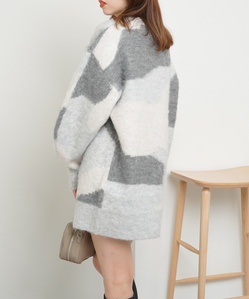 Chico（チコ）の「ニュアンス柄ジャガードチュニック（チュニック・レディース・グレー/ピンク/アイボリー・FREE）」の12枚目の写真