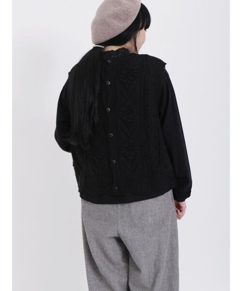 Samansa Mos2(サマンサ モスモス)の「花柄編みニットベスト(ベスト・レディース・オフホワイト/モカ/ブラック・F)」の16枚目の写真