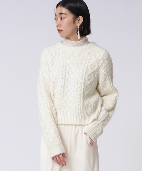 GALLEST（ギャレスト）の「ヘアリーケーブルニット（ニット/セーター・レディース・ホワイト系/グリーン/チャコール・38）」の2枚目の写真