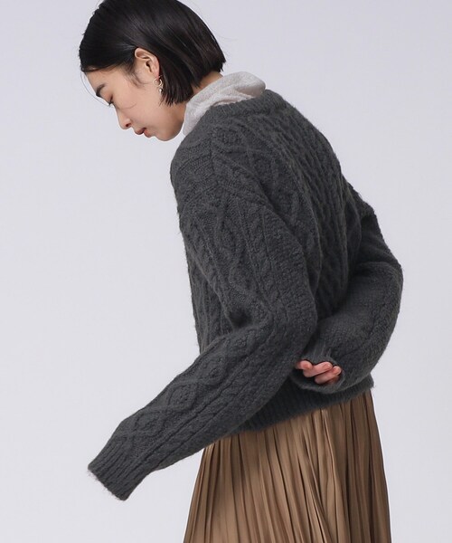 GALLEST（ギャレスト）の「ヘアリーケーブルニット（ニット/セーター・レディース・ホワイト系/グリーン/チャコール・38）」の11枚目の写真