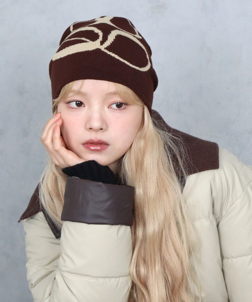 BARELY BLUE（ベアリーブルー）の「【 BARELY BLUE / ベアリーブルー 】 韓国風ストリート ヒップホップ ニットキャップ / ビーニー（ニットキャップ/ビーニー・レディース・ホワイト/ブラック/スモークグレー/カーキブラウン/ブラウン・FREE）」の4枚目の写真