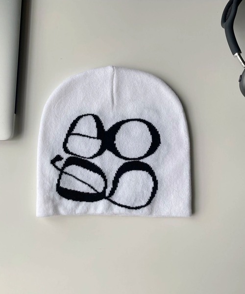 BARELY BLUE（ベアリーブルー）の「【 BARELY BLUE / ベアリーブルー 】 韓国風ストリート ヒップホップ ニットキャップ / ビーニー（ニットキャップ/ビーニー・レディース・ホワイト/ブラック/スモークグレー/カーキブラウン/ブラウン・FREE）」の2枚目の写真