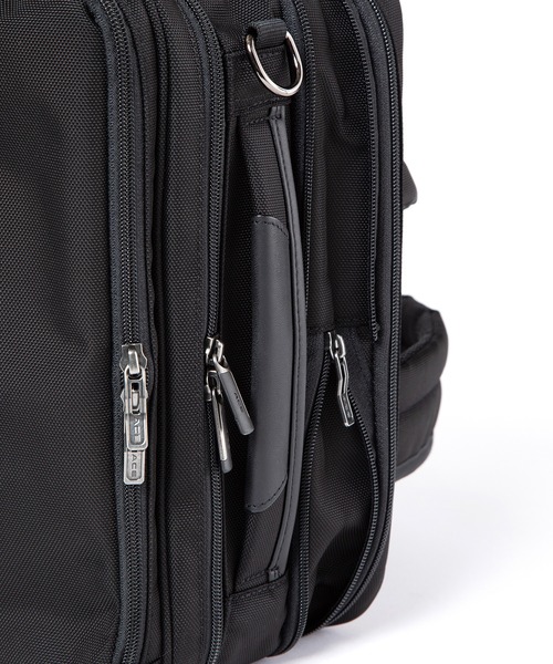 ACE(エース)の「ACE(エース) ビジネスリュック ヴィターラCB 15インチPC収納 B4 軽量 セットアップ機能 エキスパンド機能 68213(ビジネスバッグ・メンズ・ブラック・FREE)」の14枚目の写真