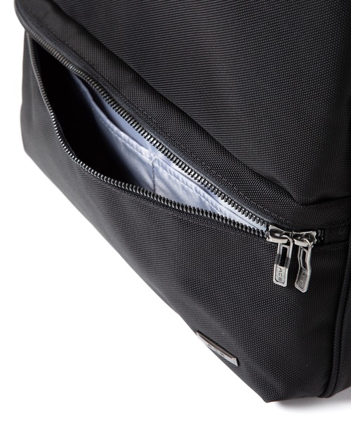 ACE(エース)の「ACE(エース) ビジネスリュック ヴィターラCB 15インチPC収納 B4 軽量 セットアップ機能 エキスパンド機能 68213(ビジネスバッグ・メンズ・ブラック・FREE)」の17枚目の写真