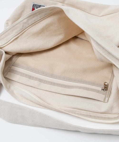 BEN DAVIS（ベンデイビス）の「WEGO/BENDAVIS BIGCANVASSHOULDER（ショルダーバッグ・メンズ・ナチュラル/ブラック・FREE）」の6枚目の写真