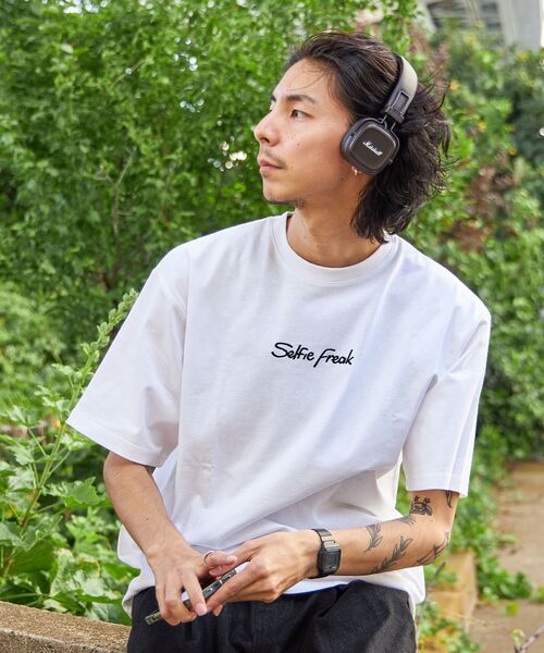 TIMELY WARNING（タイムリーワーニング）の「アソートSFG S/S TEE / ガール ヘッドフォン キャップ クルーネック 半袖 ショートスリーブ（Tシャツ/カットソー・メンズ・C/ブラック/B/A/ホワイト/F/E/D/その他2/G/H/その他1・LARGE/MEDIUM）」の21枚目の写真