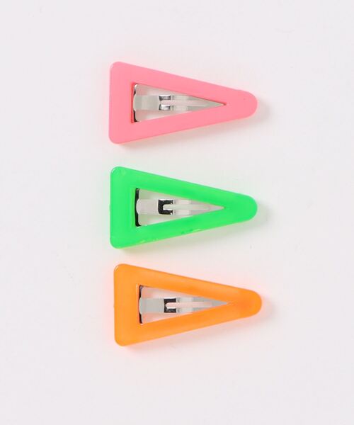LOWRYS FARM（ローリーズファーム）の「サンカク３Ｐヘアピン　103966（ヘアピン・キッズ・イエロー系その他/ホワイト/その他1/ブルー系その他/ピンク/グリーン/レッド/ブルー・FREE）」の3枚目の写真