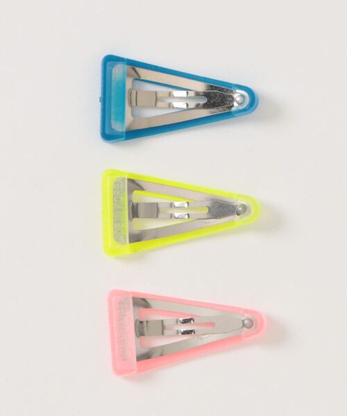 LOWRYS FARM（ローリーズファーム）の「サンカク３Ｐヘアピン　103966（ヘアピン・キッズ・イエロー系その他/ホワイト/その他1/ブルー系その他/ピンク/グリーン/レッド/ブルー・FREE）」の9枚目の写真