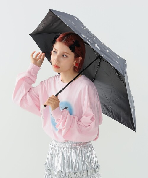 mmts（マミタス）の「沖昌之 × Wpc. / 遮光軽量アンブレにゃん（折りたたみ傘・レディース・ブラック/ネイビー・ONE SIZE）」の2枚目の写真