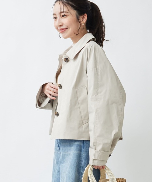 La boutique BonBon（ラブティックボンボン）の「ショートステンカラーコート（ステンカラーコート・レディース・ブラック/グレイッシュベージュ・FREE）」の11枚目の写真