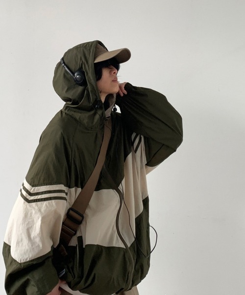 MGV（エムジーヴィー）の「color-blocked zip-up hoodie（ブルゾン・メンズ・ブラウン/カーキ/グレー・MEDIUM/LARGE/X-LARGE）」の22枚目の写真