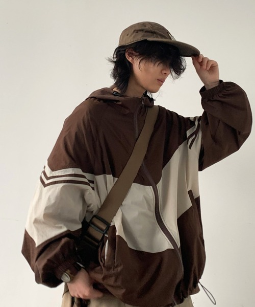 MGV（エムジーヴィー）の「color-blocked zip-up hoodie（ブルゾン・メンズ・ブラウン/カーキ/グレー・MEDIUM/LARGE/X-LARGE）」の10枚目の写真