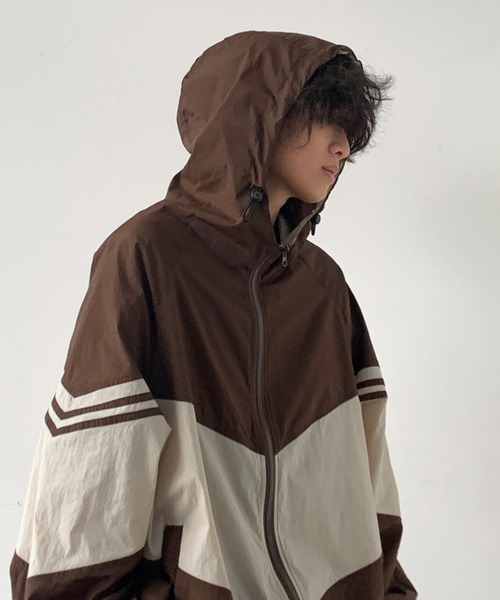 MGV（エムジーヴィー）の「color-blocked zip-up hoodie（ブルゾン・メンズ・ブラウン/カーキ/グレー・MEDIUM/LARGE/X-LARGE）」の13枚目の写真