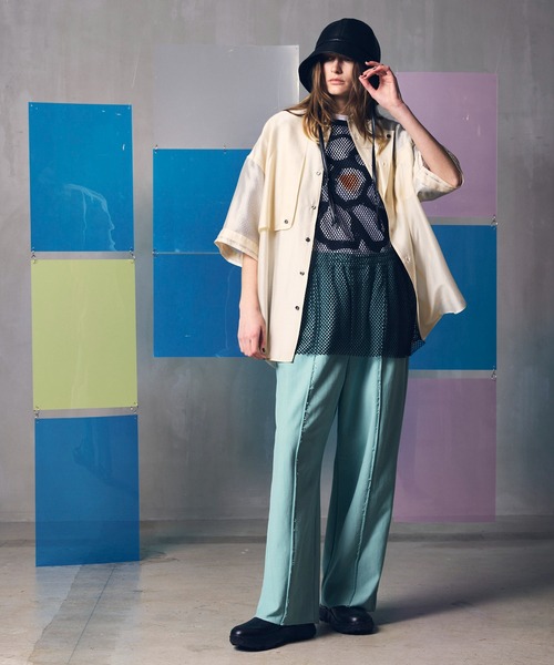 MAISON SPECIAL（メゾンスペシャル）の「《UNISEX》Flower Hand-Printed Oversized Stitched Crew Neck T-shirt/フラワーハンドプリントオーバーサイズステッチクルーネックＴシャツ【MAISON SPECIAL/メゾンスペシャル】（Tシャツ/カットソー・メンズ・ホワイト/ブラック・1/2）」の8枚目の写真