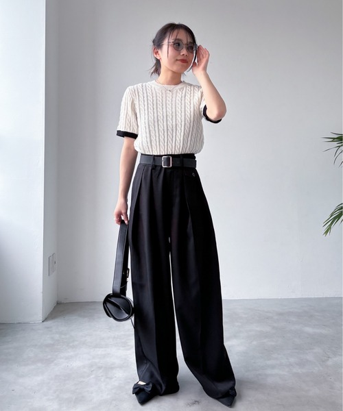 EPIMI E'PIMMY（エピミエピミー）の「【ハンドウォッシャブル】配色ケーブルショートプルオーバー（ニット/セーター・レディース・オフホワイト/グレー/チャコールグレー/ネイビー・MEDIUM）」の7枚目の写真