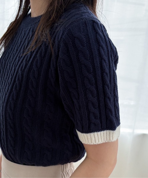 EPIMI E'PIMMY（エピミエピミー）の「【ハンドウォッシャブル】配色ケーブルショートプルオーバー（ニット/セーター・レディース・オフホワイト/グレー/チャコールグレー/ネイビー・MEDIUM）」の14枚目の写真