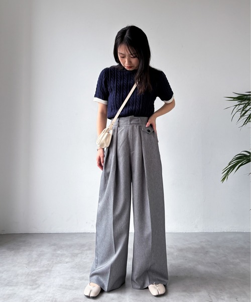 EPIMI E'PIMMY（エピミエピミー）の「【ハンドウォッシャブル】配色ケーブルショートプルオーバー（ニット/セーター・レディース・オフホワイト/グレー/チャコールグレー/ネイビー・MEDIUM）」の20枚目の写真